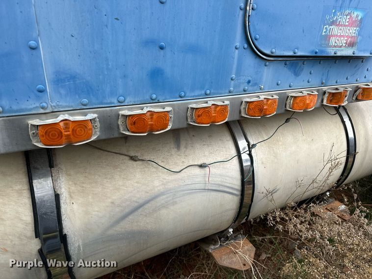 image for item DP3266 1993 Kenworth  W900 semi truck