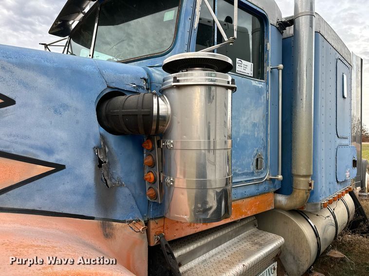 image for item DP3266 1993 Kenworth  W900 semi truck