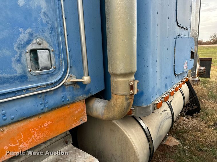 image for item DP3266 1993 Kenworth  W900 semi truck