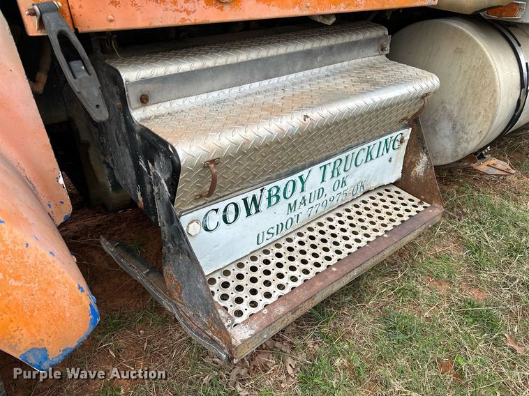 image for item DP3266 1993 Kenworth  W900 semi truck