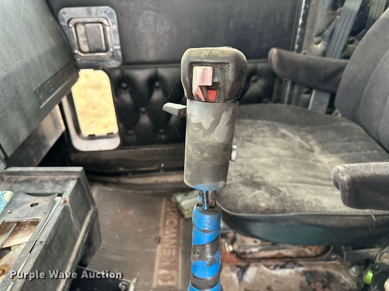 image for item DP3266 1993 Kenworth  W900 semi truck