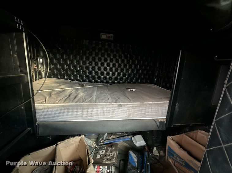 image for item DP3266 1993 Kenworth  W900 semi truck