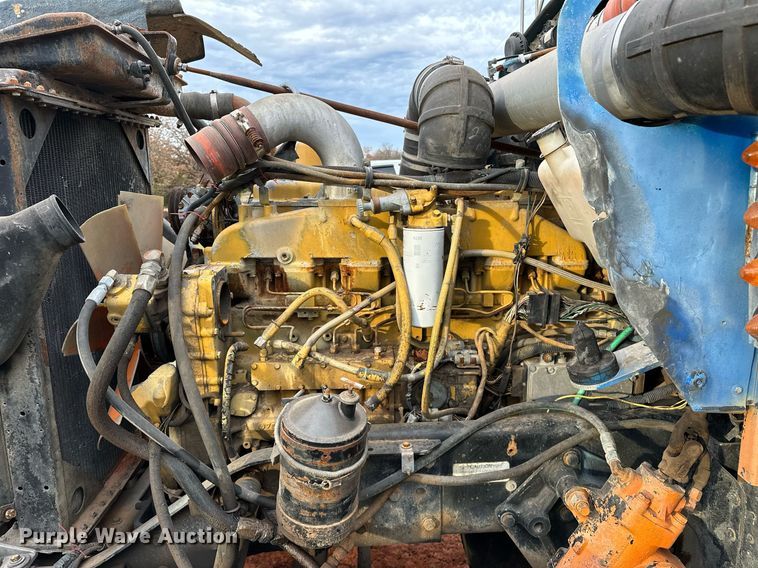 image for item DP3266 1993 Kenworth  W900 semi truck