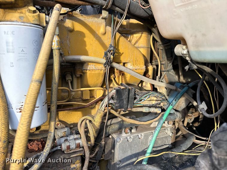 image for item DP3266 1993 Kenworth  W900 semi truck