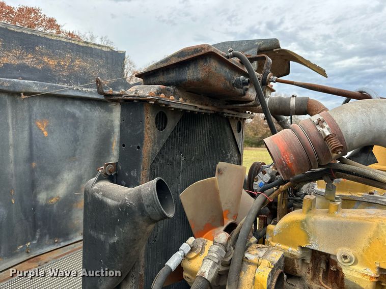 image for item DP3266 1993 Kenworth  W900 semi truck