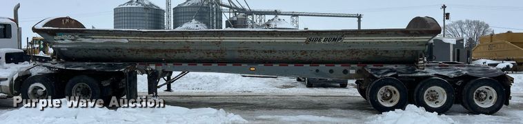 image for item DQ1082 1999 Smith Co. SC3000 side dump trailer