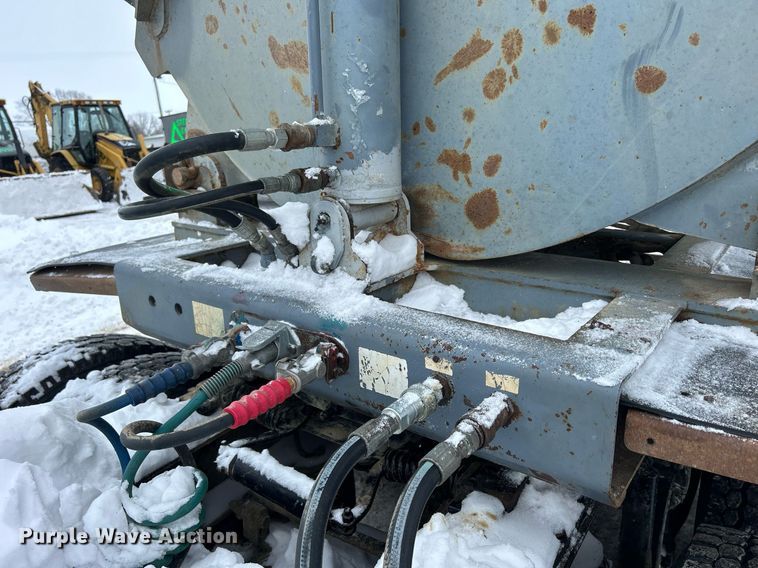 image for item DQ1082 1999 Smith Co. SC3000 side dump trailer