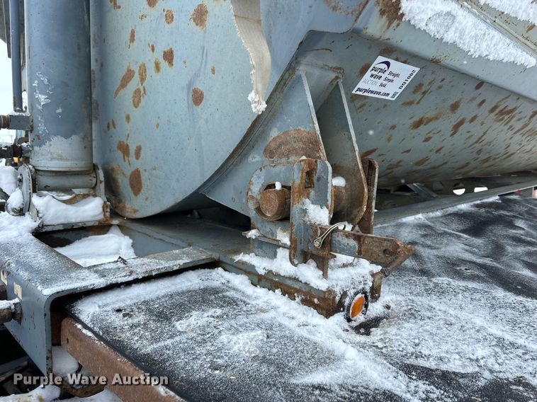 image for item DQ1082 1999 Smith Co. SC3000 side dump trailer