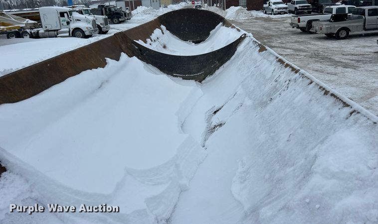 image for item DQ1082 1999 Smith Co. SC3000 side dump trailer