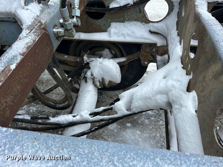 image for item DQ1082 1999 Smith Co. SC3000 side dump trailer