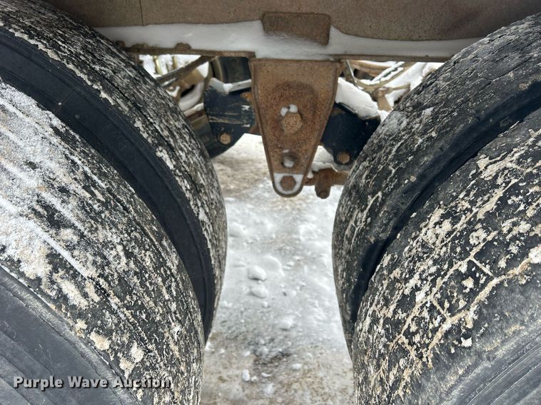 image for item DQ1082 1999 Smith Co. SC3000 side dump trailer