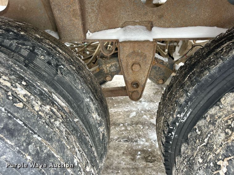 image for item DQ1082 1999 Smith Co. SC3000 side dump trailer