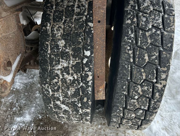 image for item DQ1082 1999 Smith Co. SC3000 side dump trailer