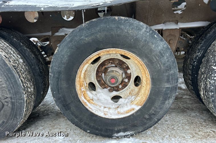 image for item DQ1082 1999 Smith Co. SC3000 side dump trailer