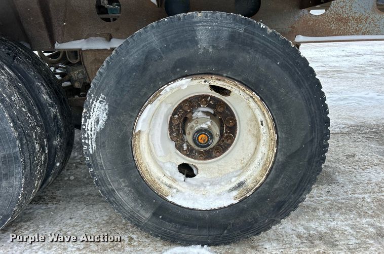 image for item DQ1082 1999 Smith Co. SC3000 side dump trailer