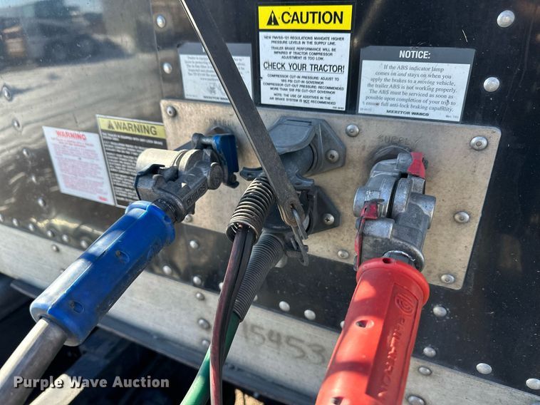 image for item EK9910 2016 Timpte grain trailer