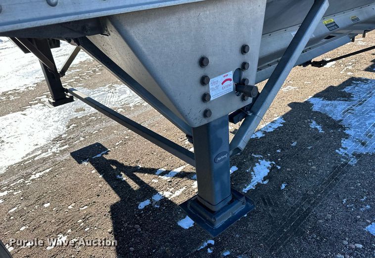 image for item EK9910 2016 Timpte grain trailer