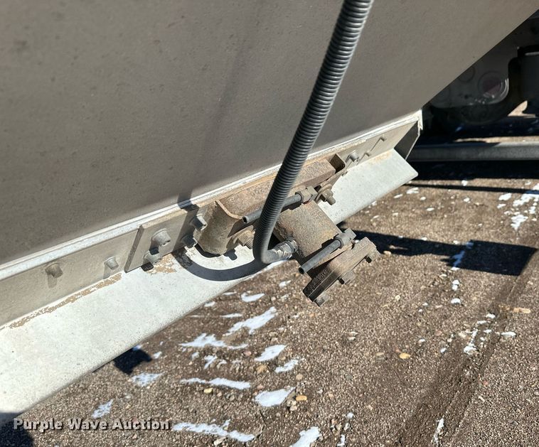 image for item EK9910 2016 Timpte grain trailer