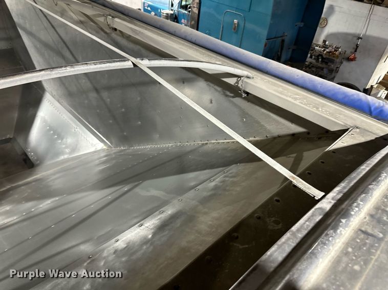 image for item EK9910 2016 Timpte grain trailer