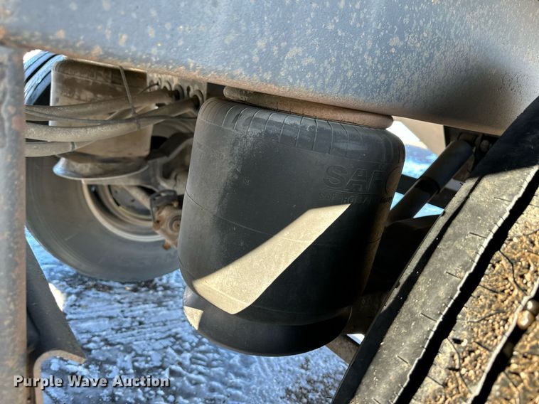 image for item EK9910 2016 Timpte grain trailer