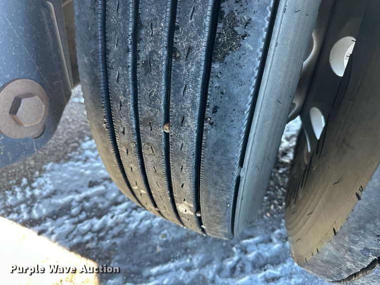 image for item EK9910 2016 Timpte grain trailer