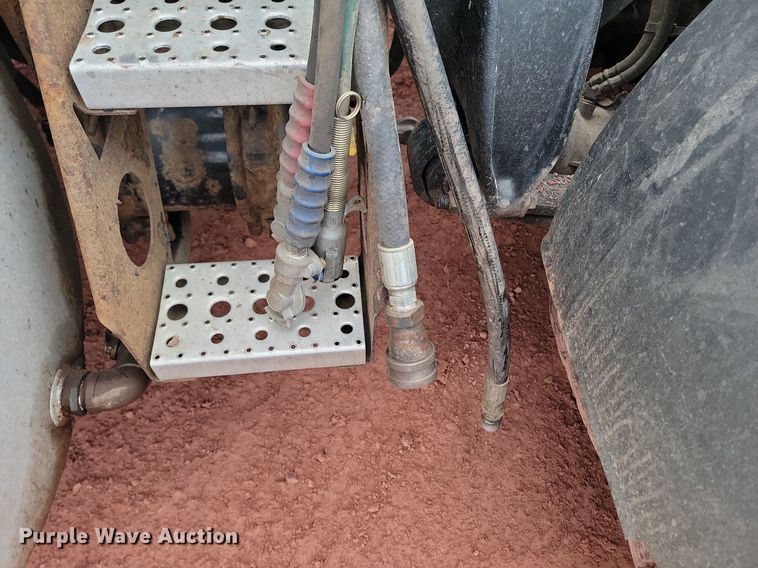 image for item KT9628 2012 Freightliner  Cascadia 125 semi truck