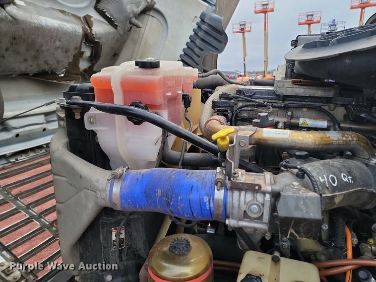 image for item KT9628 2012 Freightliner  Cascadia 125 semi truck