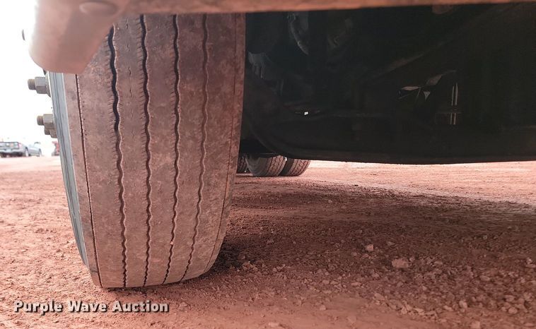 image for item KT9628 2012 Freightliner  Cascadia 125 semi truck