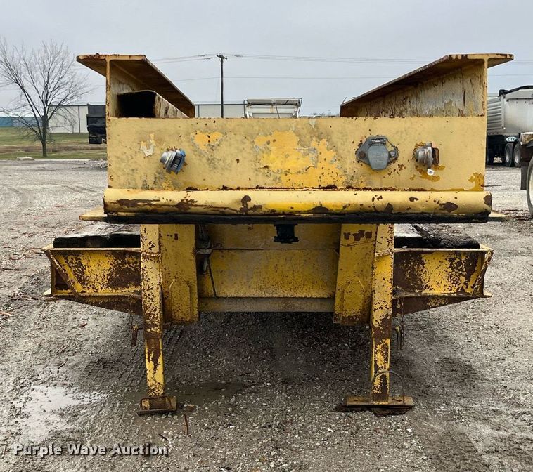 image for item LD9899 1972 Load King equipment trailer