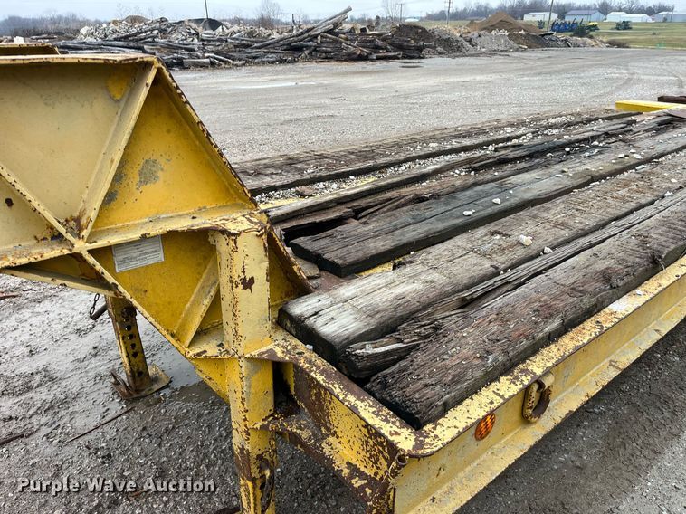 image for item LD9899 1972 Load King equipment trailer