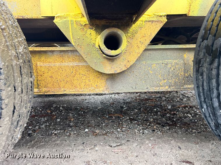 image for item LD9899 1972 Load King equipment trailer