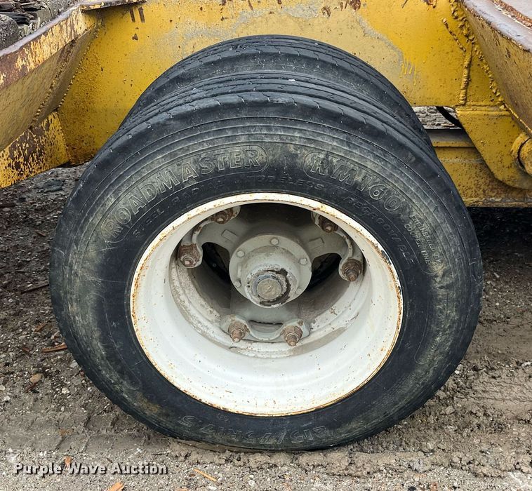 image for item LD9899 1972 Load King equipment trailer