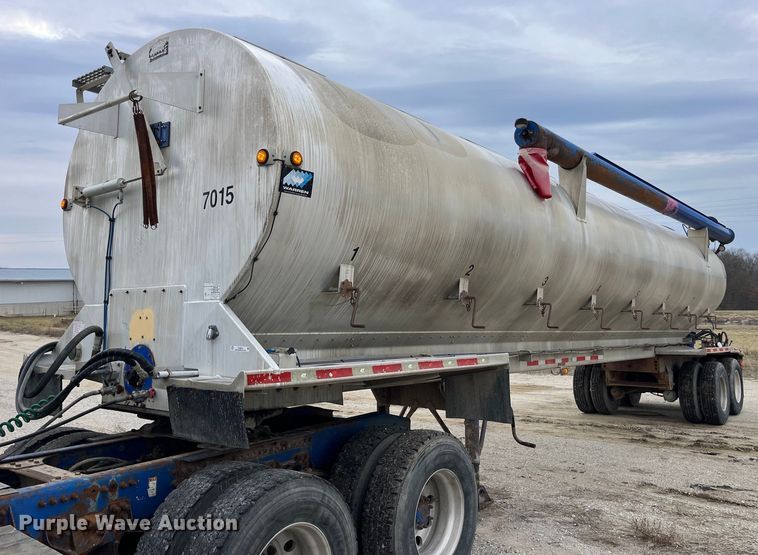 image for item LD9924 2006 Warren AT-36-SER9 feed delivery trailer