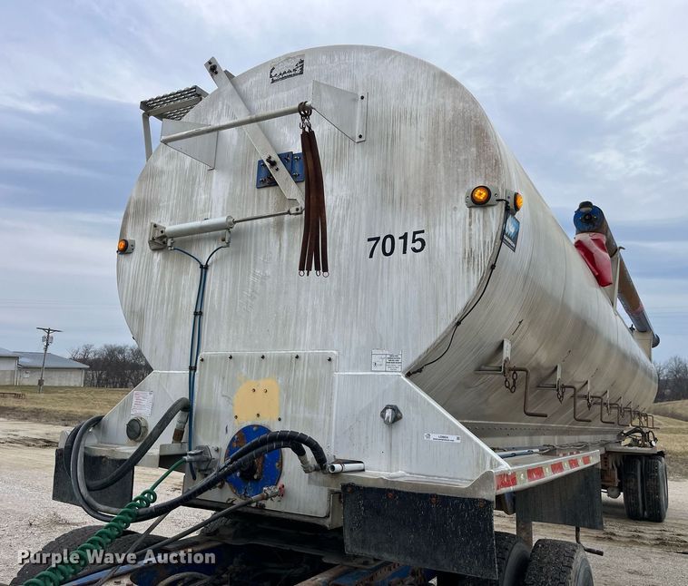 image for item LD9924 2006 Warren AT-36-SER9 feed delivery trailer