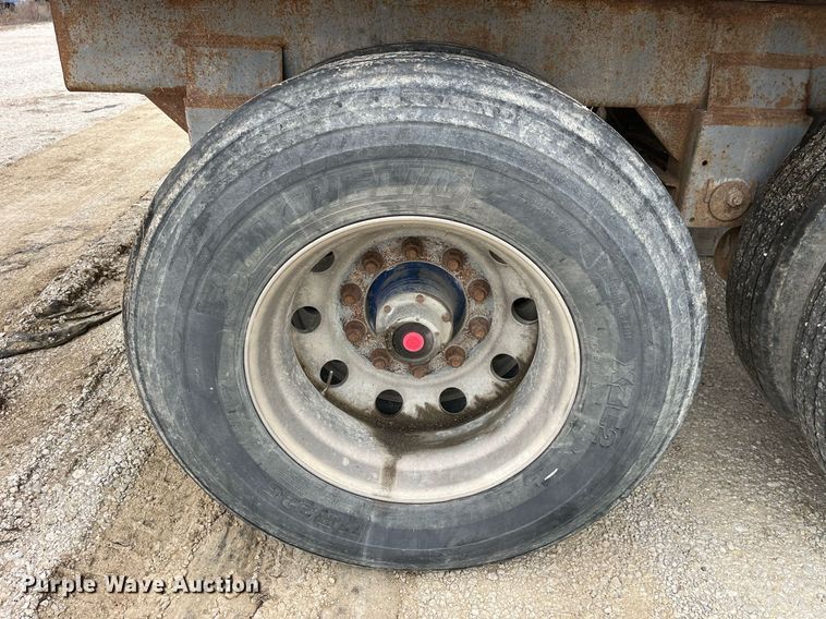 image for item LD9924 2006 Warren AT-36-SER9 feed delivery trailer