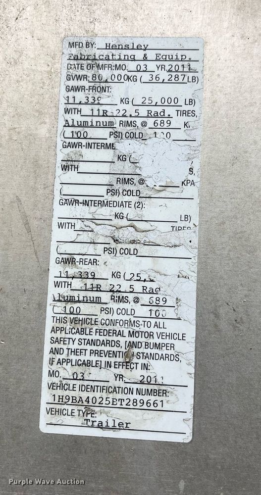 image for item LD9925 2011 Hensley  ATLW-36-32-8 feed delivery trailer