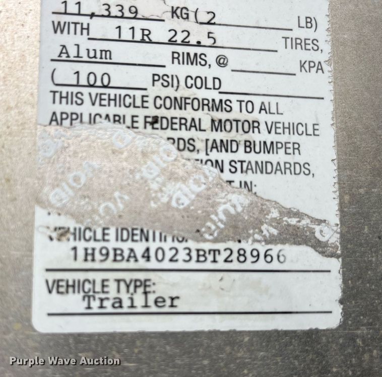 image for item LD9926 2011 Hensley  ATLW-36-32-8 feed delivery trailer