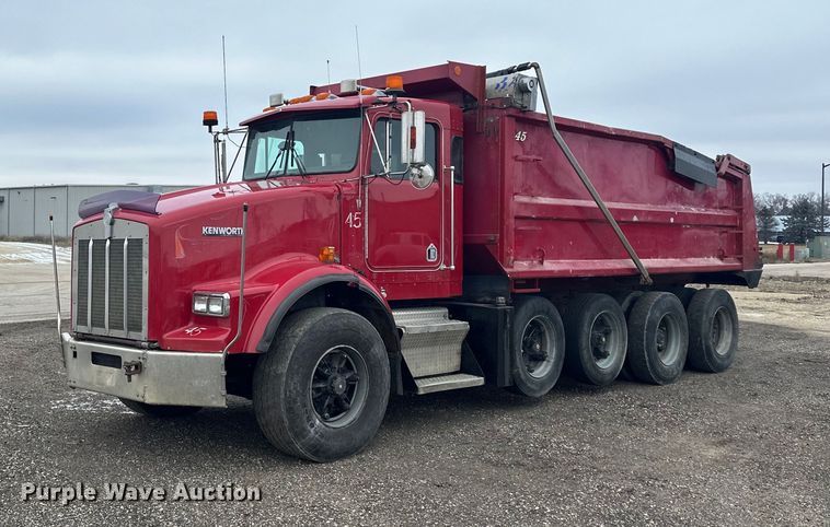 image for item LO9460 1994 Kenworth  T800 dump truck