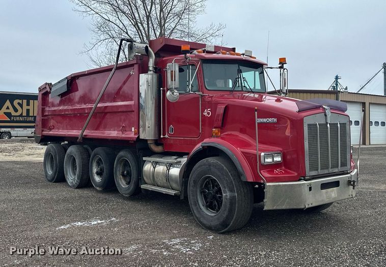 image for item LO9460 1994 Kenworth  T800 dump truck