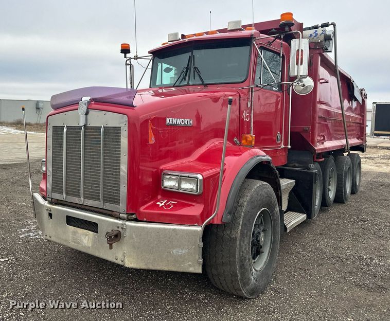 image for item LO9460 1994 Kenworth  T800 dump truck