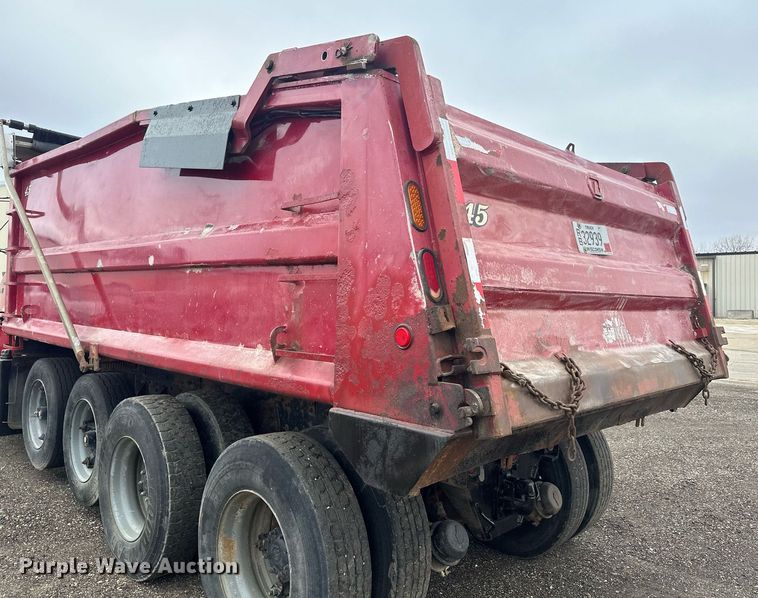 image for item LO9460 1994 Kenworth  T800 dump truck