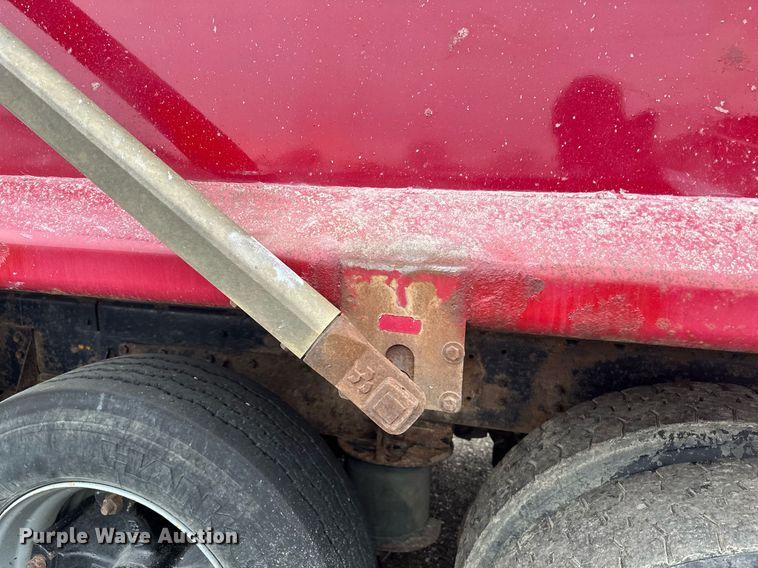 image for item LO9460 1994 Kenworth  T800 dump truck