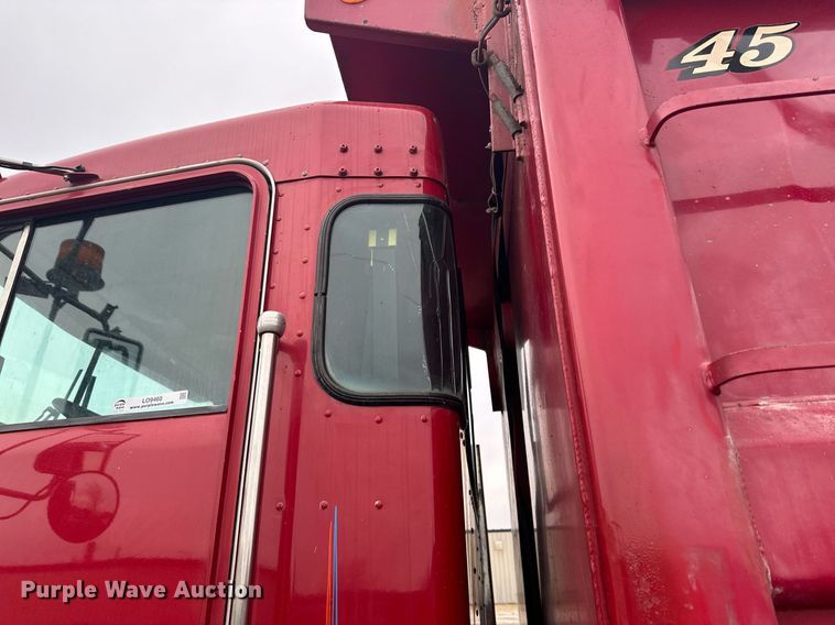 image for item LO9460 1994 Kenworth  T800 dump truck