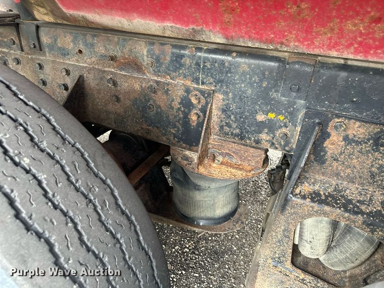 image for item LO9460 1994 Kenworth  T800 dump truck