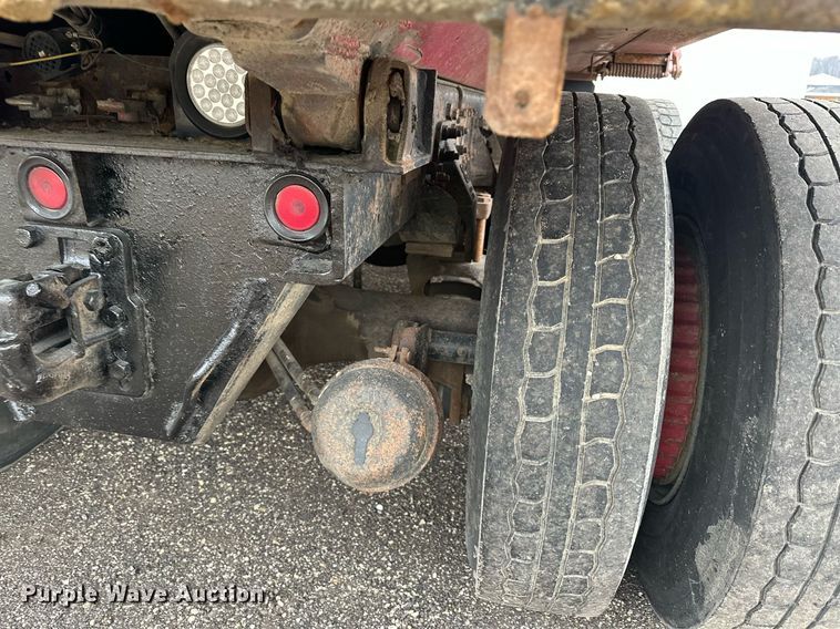 image for item LO9460 1994 Kenworth  T800 dump truck