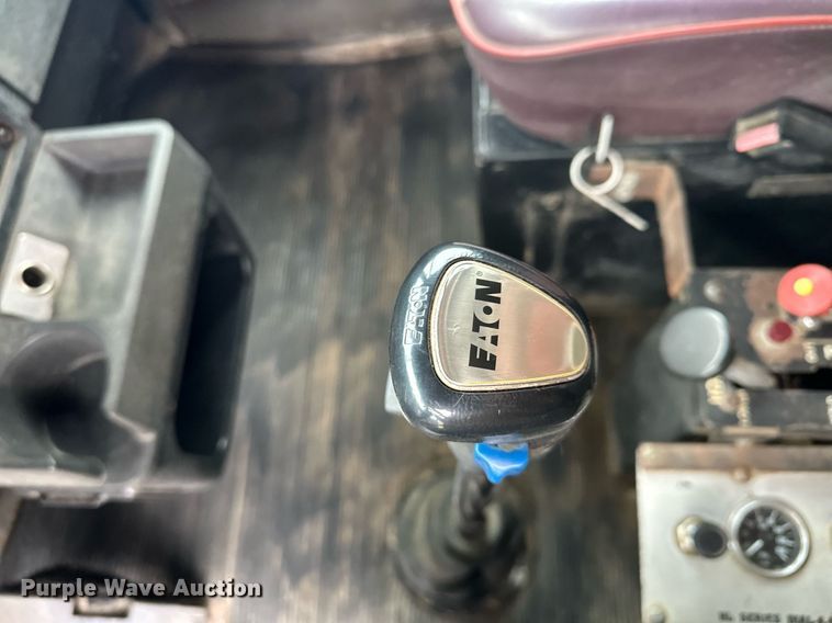 image for item LO9460 1994 Kenworth  T800 dump truck