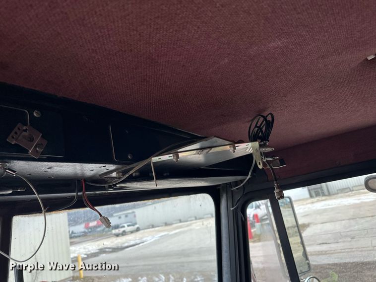 image for item LO9460 1994 Kenworth  T800 dump truck