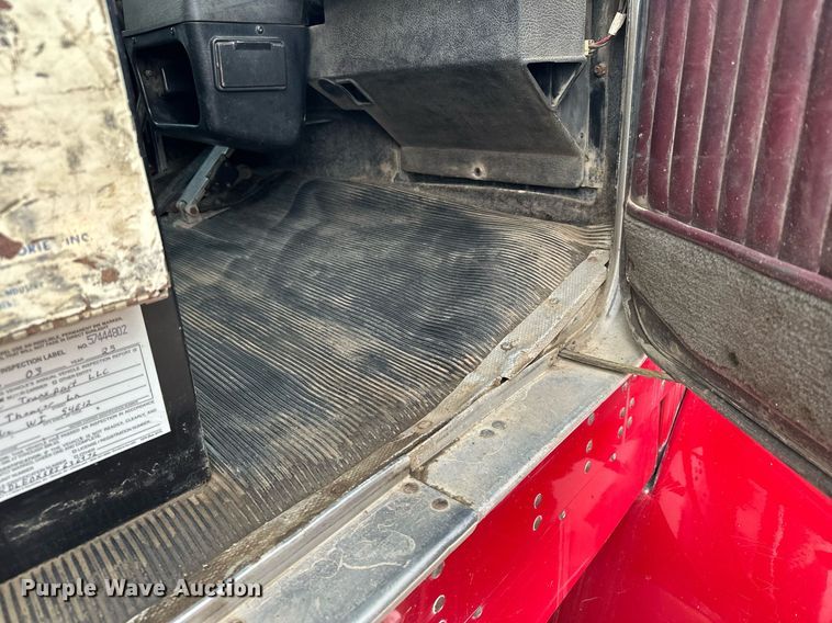 image for item LO9460 1994 Kenworth  T800 dump truck