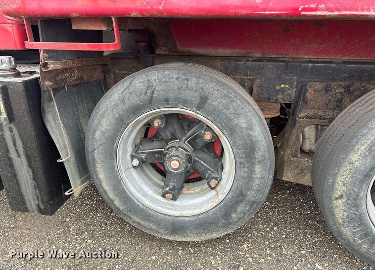 image for item LO9460 1994 Kenworth  T800 dump truck