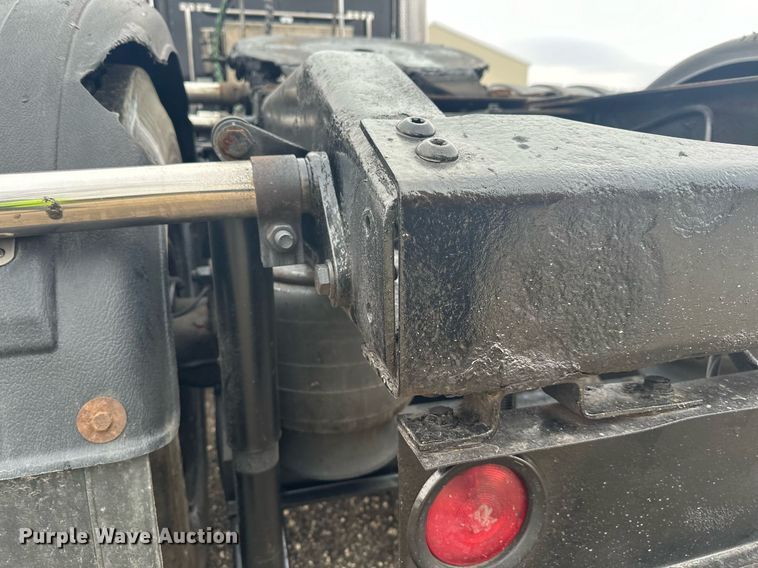 image for item LO9461 2007 Peterbilt  379 semi truck